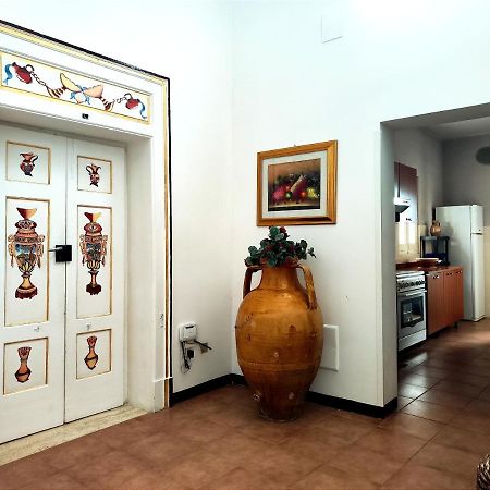 Appartamento Palazzo Antonelli Monopoli Esterno foto