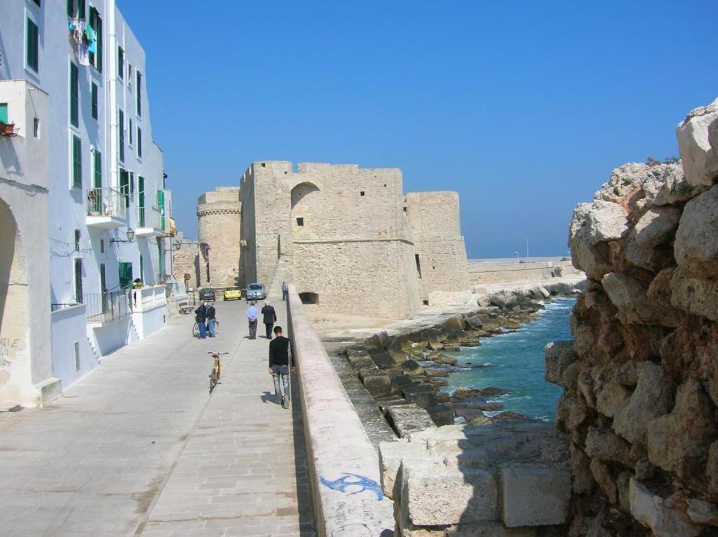 Appartamento Palazzo Antonelli Monopoli Esterno foto