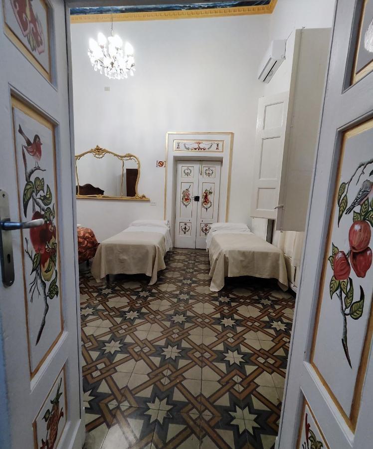 Appartamento Palazzo Antonelli Monopoli Esterno foto